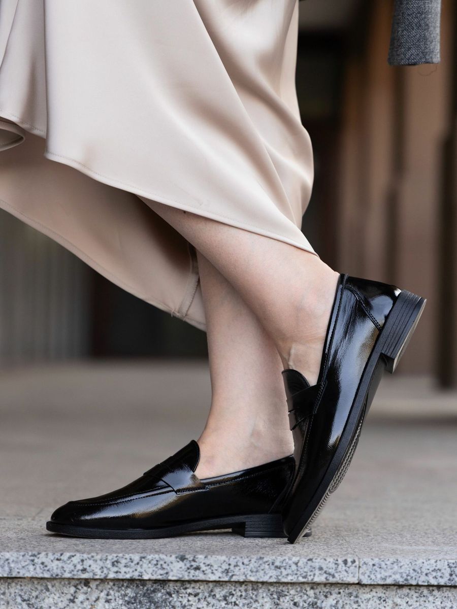 Лофери чорні лаковані Chic, фото 5